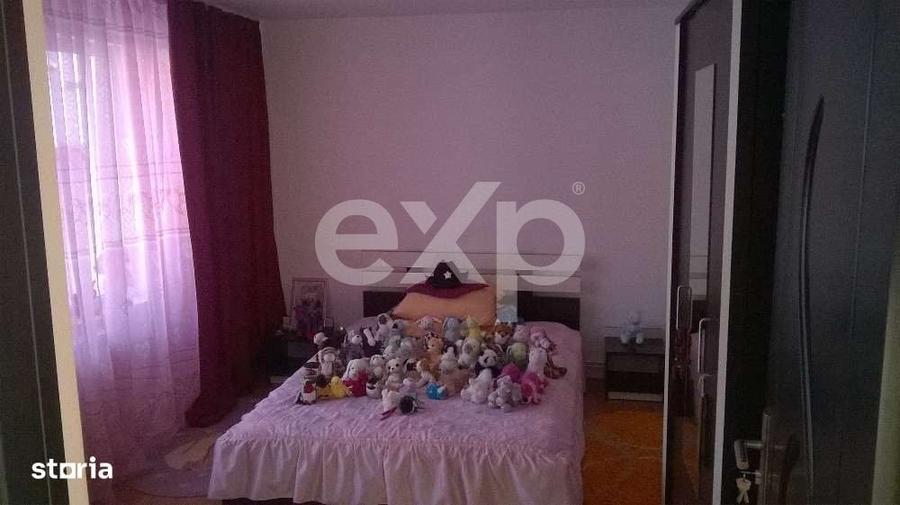 Casă cu 4 camere în Merișani