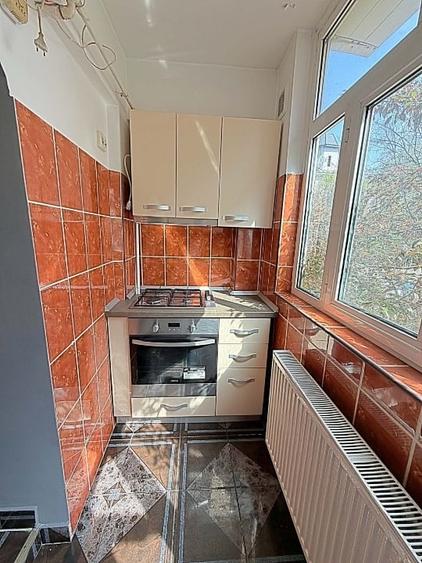 Apartament cu 2 camere decomandat, mobilat în 9 Mai