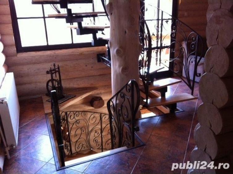 Casă cu 11 camere cu Teren 2000 Mp în Mălini