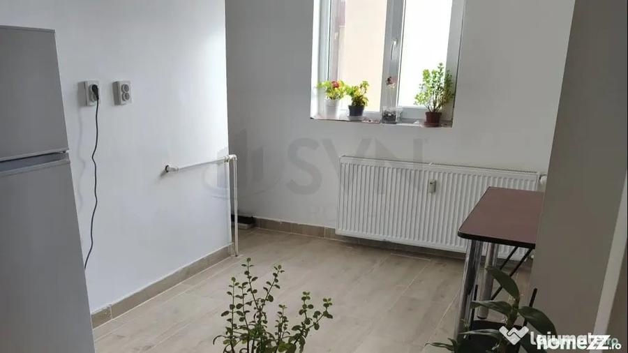 Apartament cu 3 camere decomandat în Calea Călărașilor