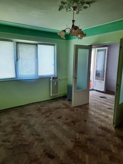 Apartament cu 2 camere nedecomandat în Alexandru cel Bun