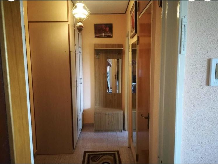 Apartament cu 2 camere semidecomandat în Valea Ialomiței