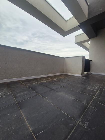 Casa 5 Camere,  Curte, Loc de Parcare,Terasa Circulabila - 20