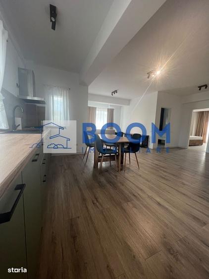 Apartament cu 3 camere decomandat în Central