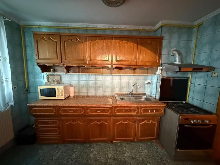 Apartament cu 4 camere circular în Central