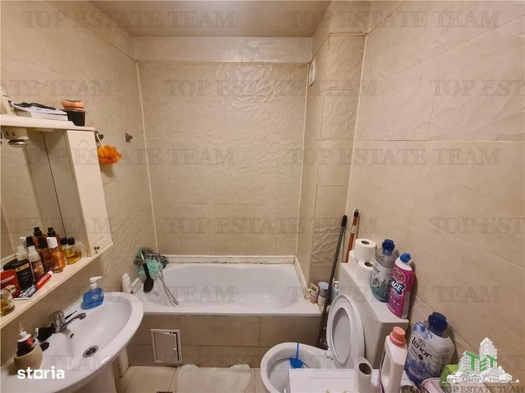 Apartament cu 2 camere decomandat, mobilat în Central
