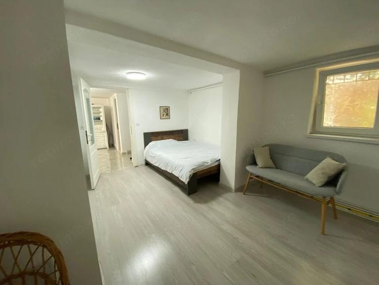 Apartament cu 2 camere decomandat în Hipodrom 2
