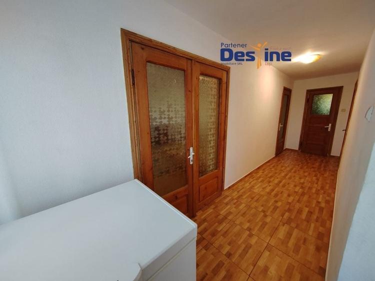 Casă individuală cu 6 camere cu Canalizare în Copou