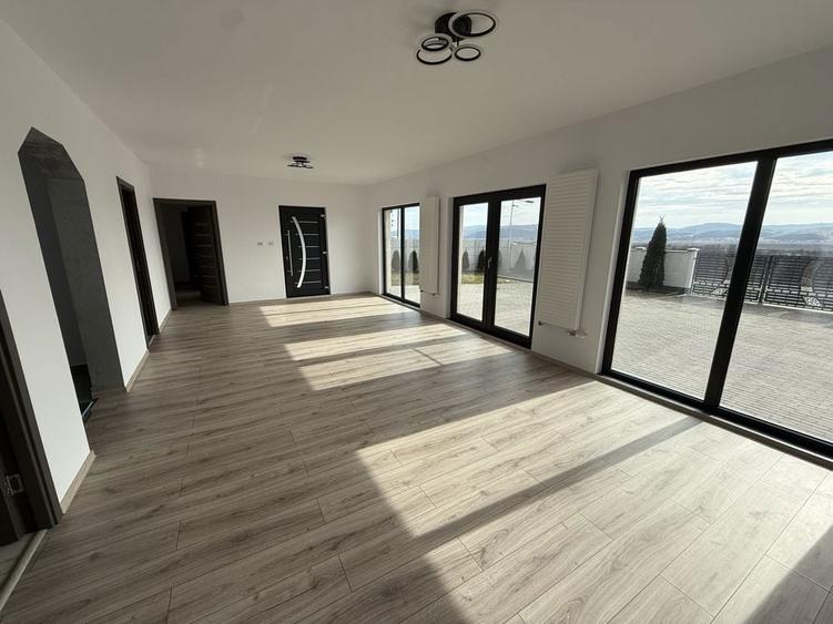 Casa constructie 2024, teren 1000 mp - 1