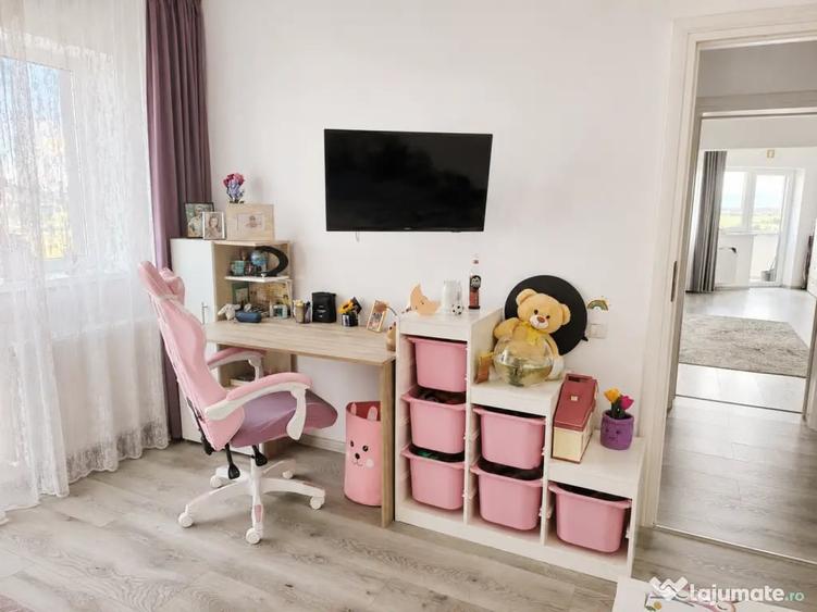 Apartament cu 2 camere decomandat în Sânpetru