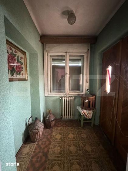 Casă cu 5 camere cu Teren 3000 Mp în Central
