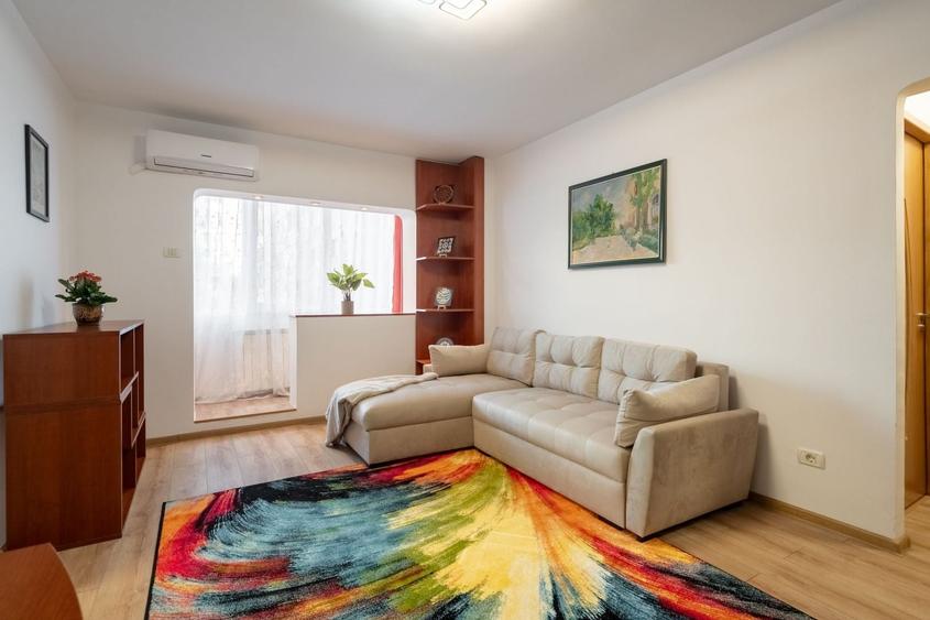 Apartament cu 2 camere semidecomandat, mobilat în Crângași
