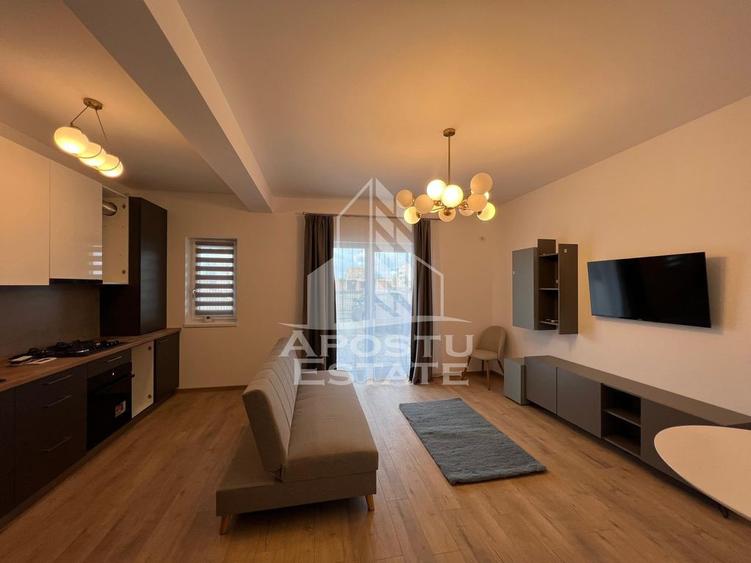 Apartament cu 2 camere semidecomandat, mobilat în Torontalului