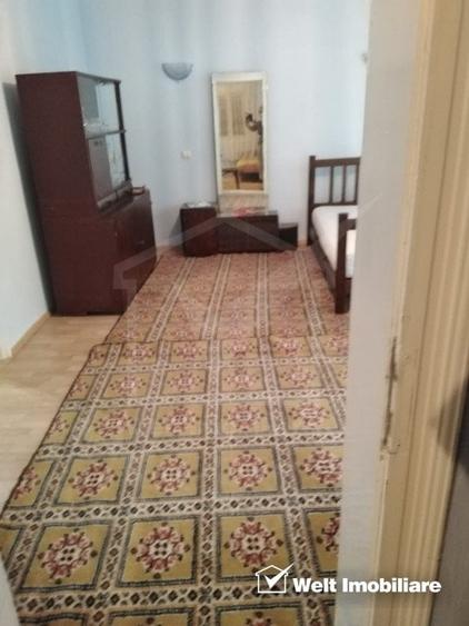 Casă individuală cu 4 camere cu Canalizare în Sâncraiu