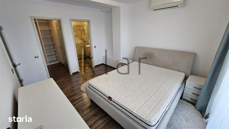 Apartament cu 4 camere semidecomandat în Borhanci