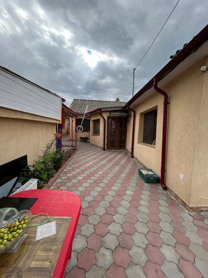 Casă cu 2 camere cu Teren 287 Mp în Păcii