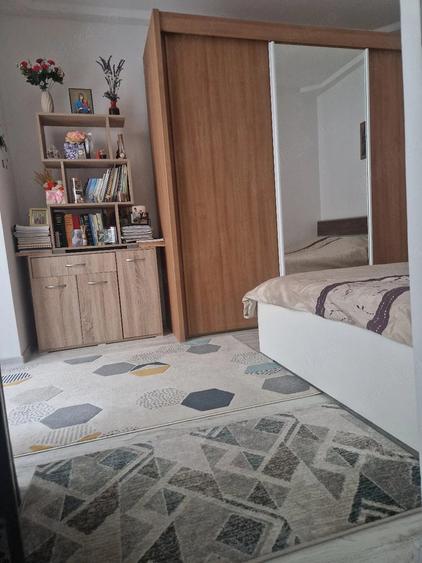 Apartament cu 2 camere nedecomandat în Rogerius