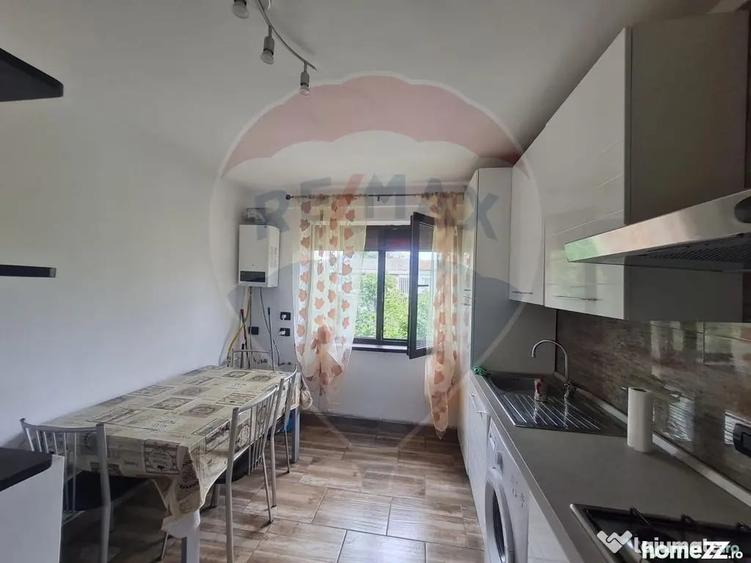 Apartament cu 2 camere decomandat în Gară