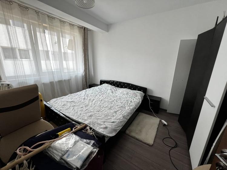 Duplex cu 4 camere cu Canalizare în Florești