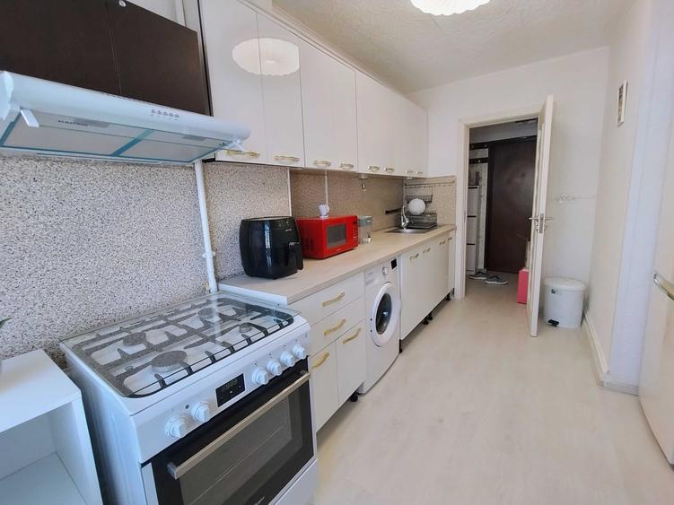 Apartament cu 2 camere decomandat în Ultracentral