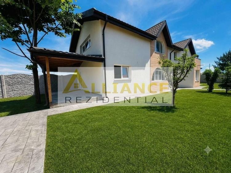 Casă individuală cu 4 camere cu Canalizare în Berceni