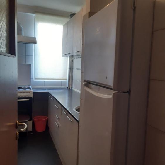 Apartament cu 4 camere semidecomandat în Drumul Taberei