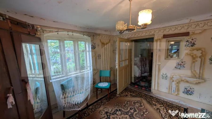 Casă cu 3 camere cu Teren 2540 Mp în Central
