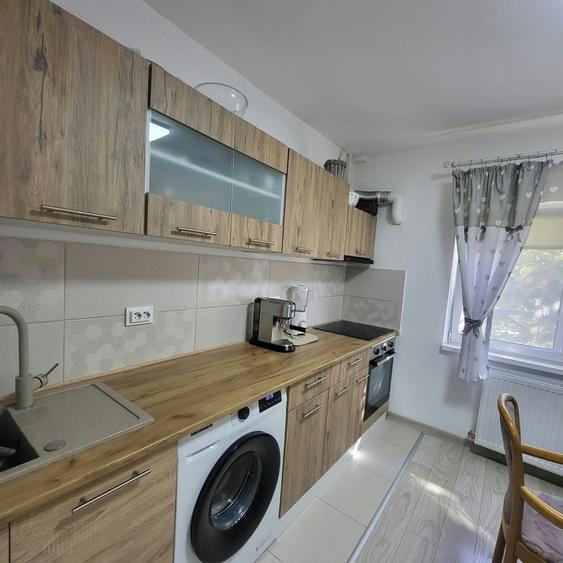 Apartament cu 2 camere decomandat în Lacu