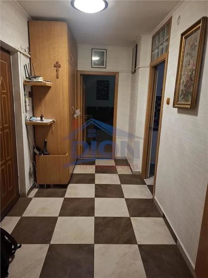 Apartament cu 2 camere în Decebal