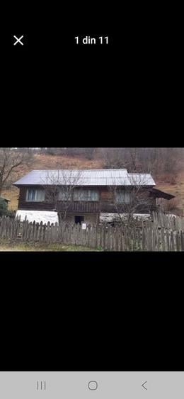 Casă cu 3 camere în Plopi
