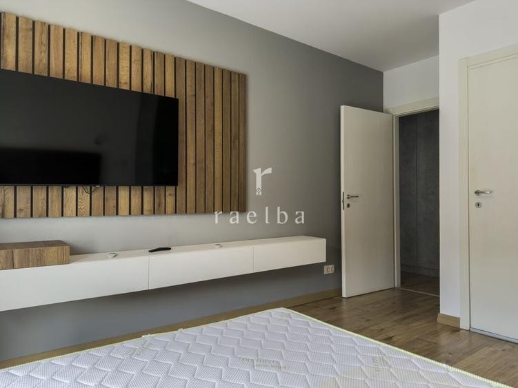 Apartament cu 3 camere decomandat în Aviației