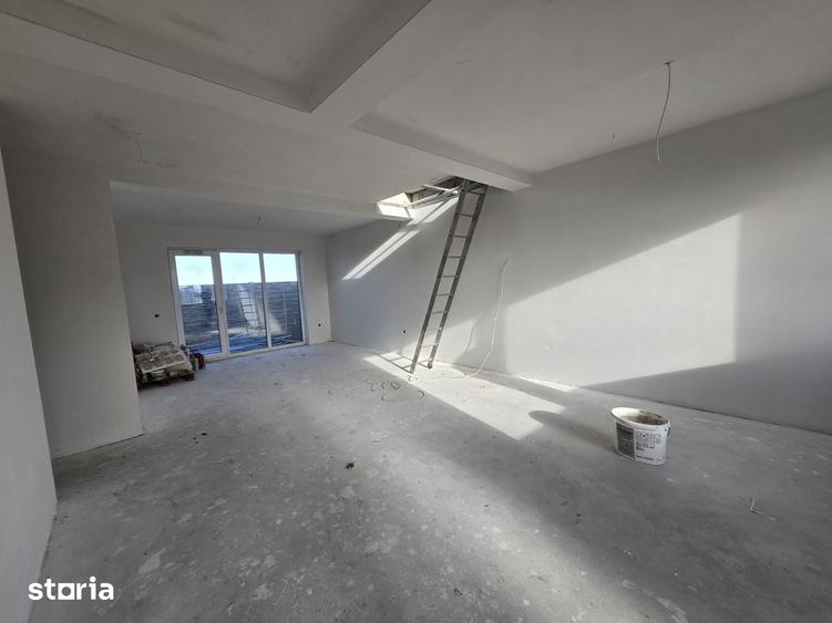 Casă cu 3 camere cu Teren 200 Mp în Sânandrei