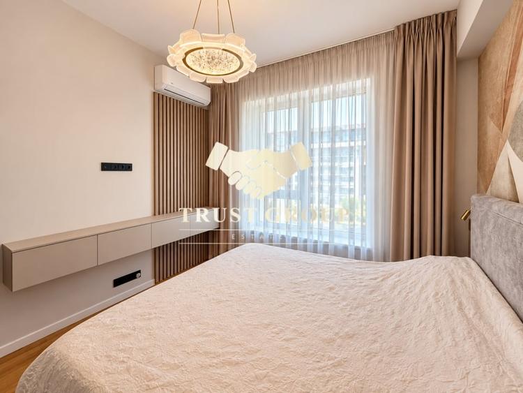 Apartament cu 3 camere decomandat în Arcul de Triumf