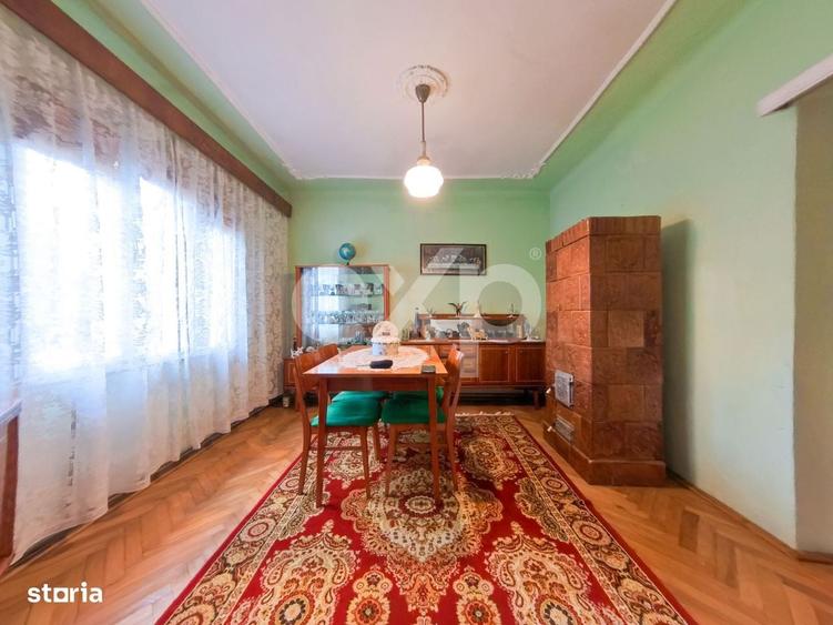Casă cu 4 camere în Central