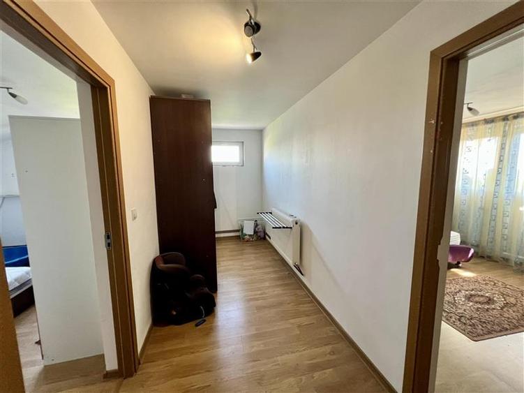 Casă individuală cu 5 camere cu Teren 500 Mp în Aeroport