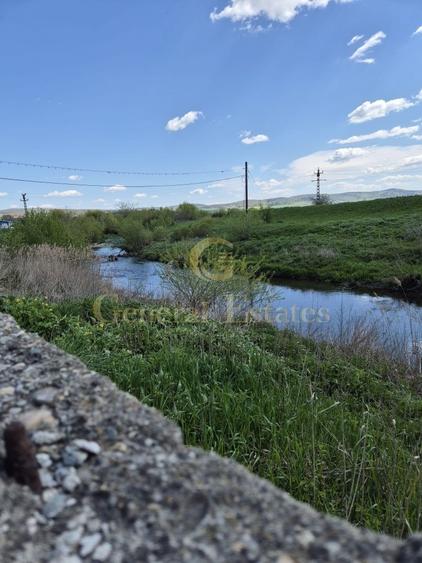 Casă individuală cu 3 camere cu Canalizare în Feldioara