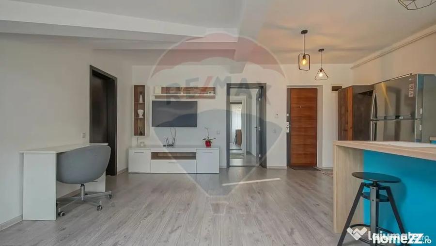 Apartament cu 2 camere semidecomandat în Sânpetru