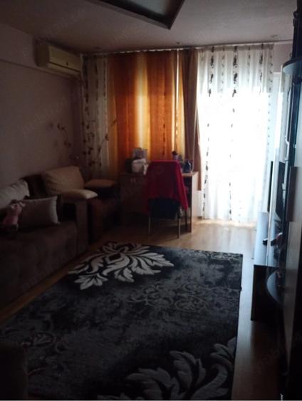 Apartament de vanzare - 4