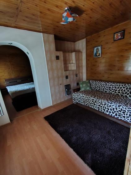 Casă cu 3 camere în Central