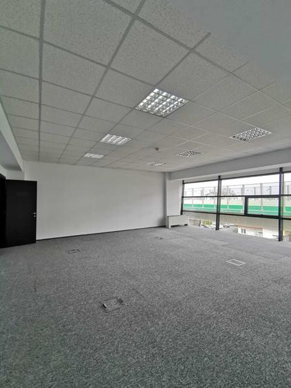 Spațiu comercial, de 60 mp, în Nord