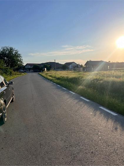Teren de 1000 mp, în Ciolpani