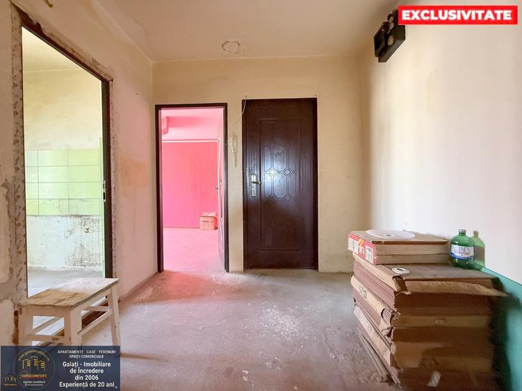 Apartament cu 3 camere decomandat în Micro 17