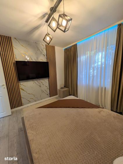 Apartament cu 2 camere semidecomandat în Calea București