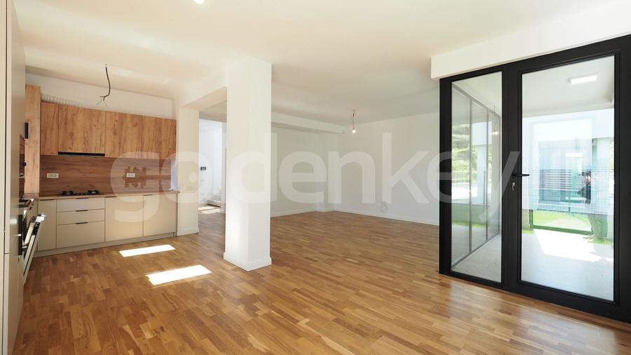 Casă individuală cu 5 camere cu Piscina în Pipera