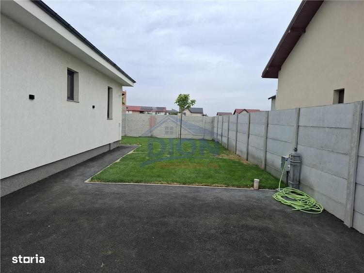 Casă cu 3 camere în Domnești
