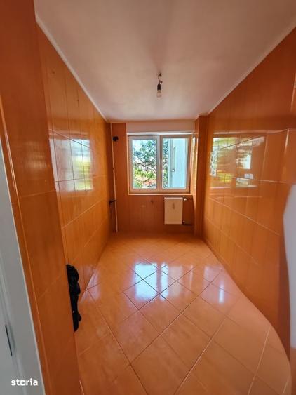 Apartament cu 2 camere semidecomandat în Titan