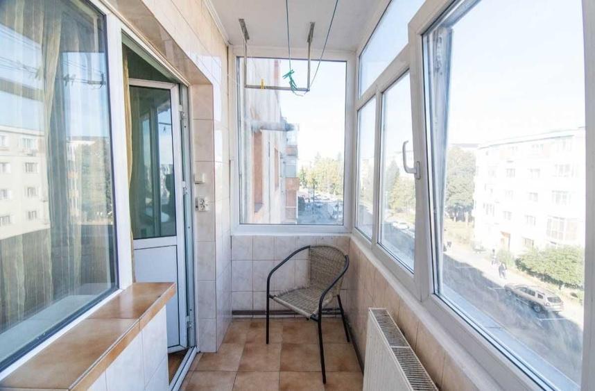 Apartament cu 2 camere decomandat în Trivale