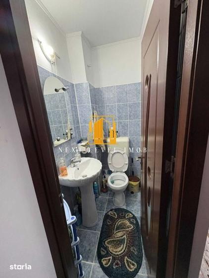 Apartament cu 3 camere decomandat în Găvana