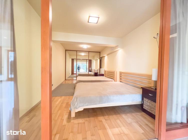 Casă cu 8 camere cu Teren 367 Mp în Râșca