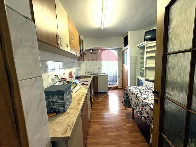 Apartament spatios 3 camere Etaj 1 BRÂNDUȘELOR-BRASOV - 4